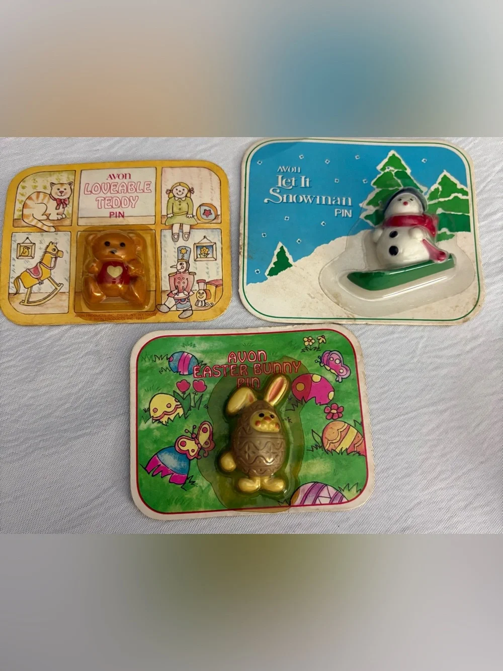 NOS Vintage Avon Pin Lot of 3 Teddy Snowman Easter Bunny Sealed